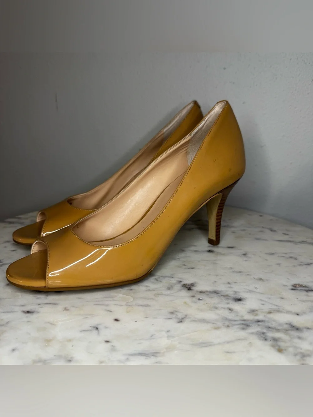 Cole Haan Heels Size 6 B yellow gold shoes Patent Leather peep toes
